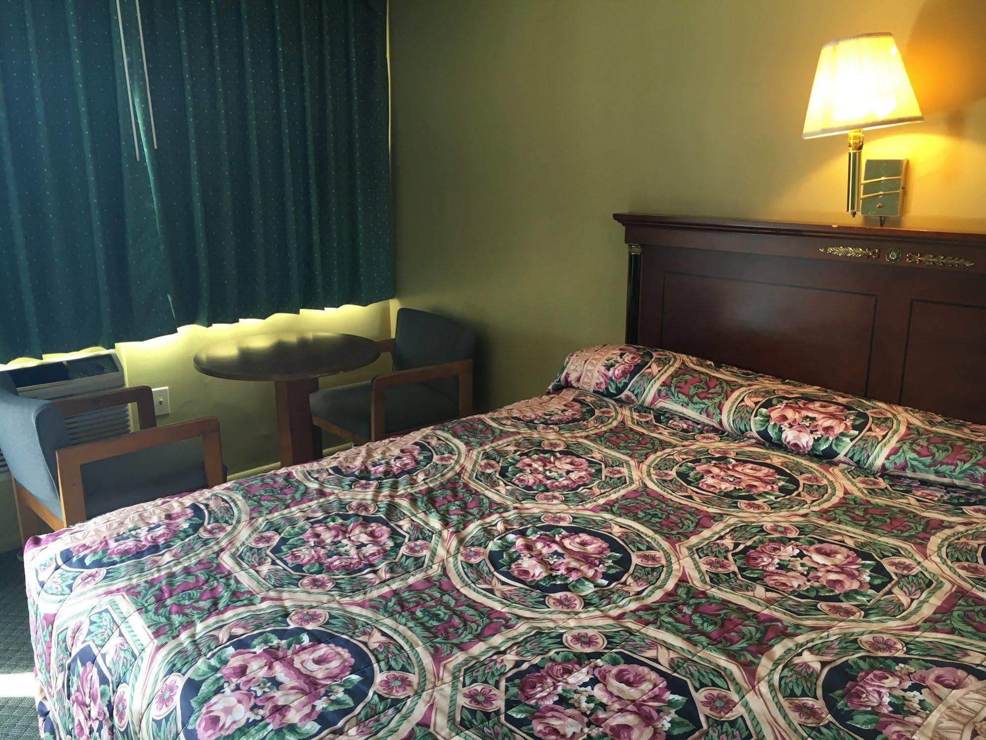 Travel Motel Michigan City